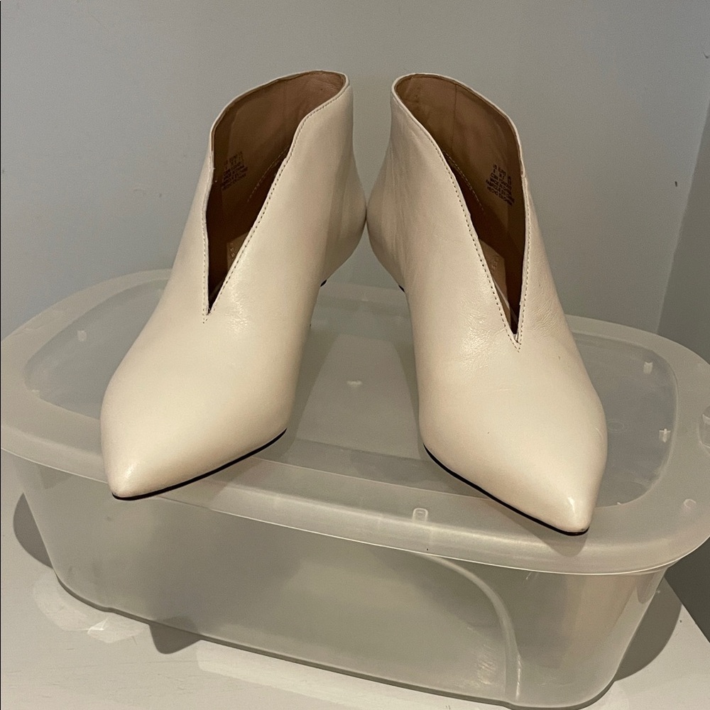 Pour La Victoire - Size 6 - Off White